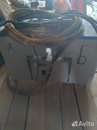 Установка для напыления и заливки пенополиуретана