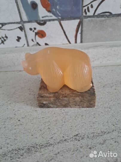 Статуэтка медведь