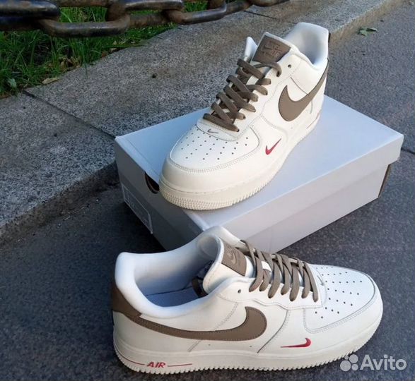 Nike Air Force 1 brown white