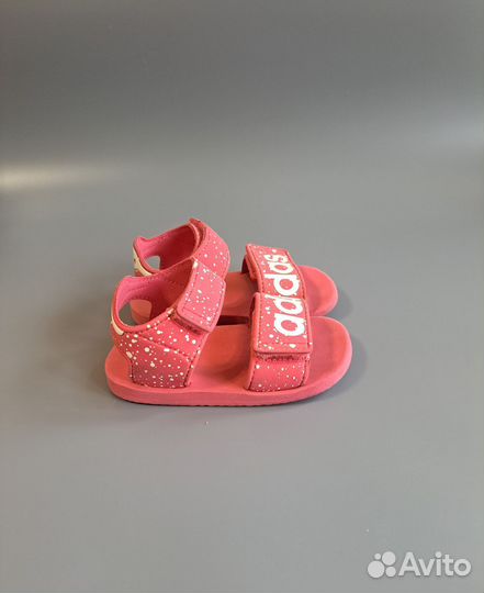 Сандалии adidas 26 размер