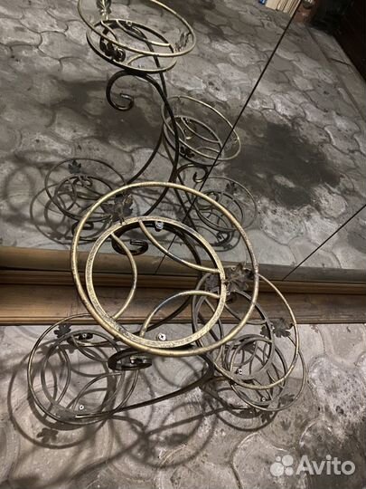 Подставка под цветы, кованые