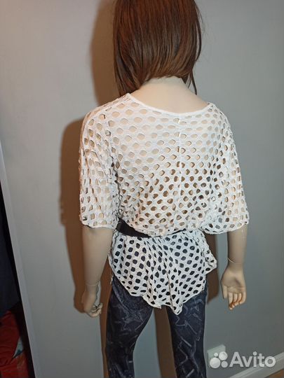 Белоснежное пончо сетка