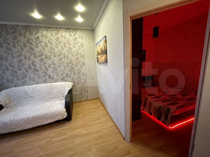 1-к. квартира, 42 м², 9/12 эт.