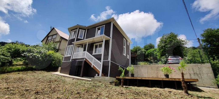 Дом 150 м² на участке 5 сот.