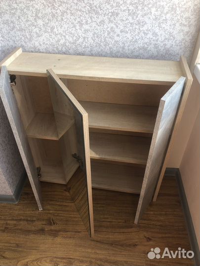 Полка настенная навесная