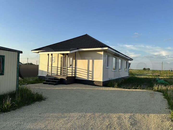 Дом 101,4 м² на участке 8,6 сот.