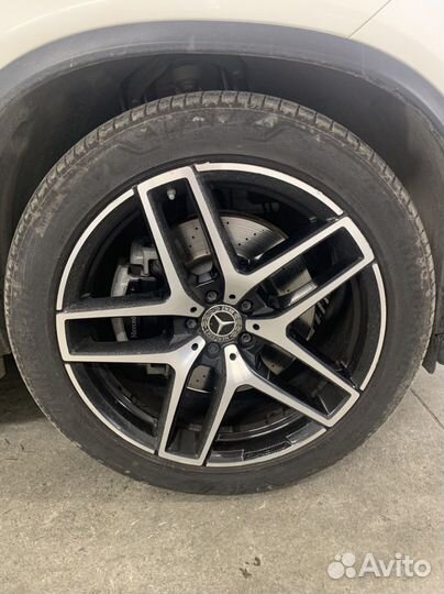 Bridgestone Alenza 001 275/45 R21