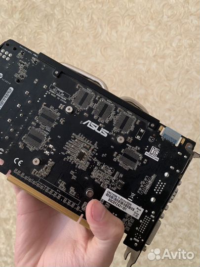 Видеокарта GTX 550ti