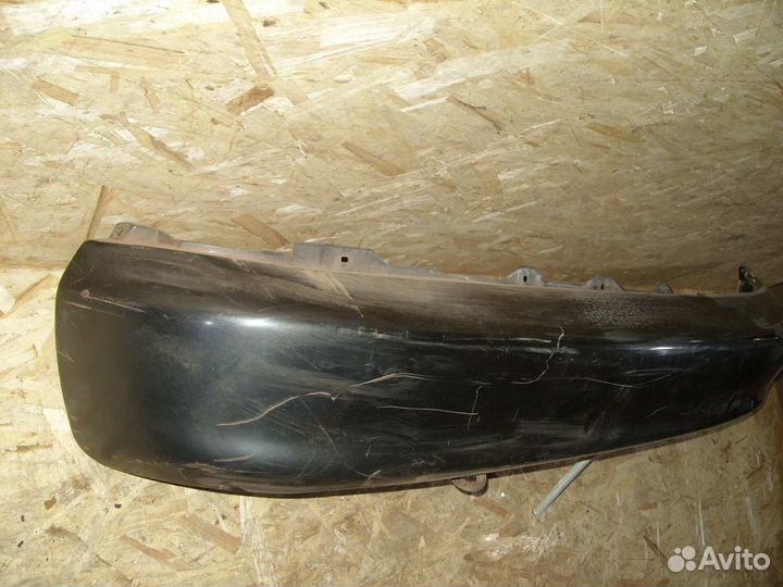 Бампер задний Toyota Celica ST182ST183 Чёрныйцарап