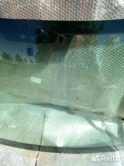 Стекло переднее Nissan Terrano 3 D10 2014