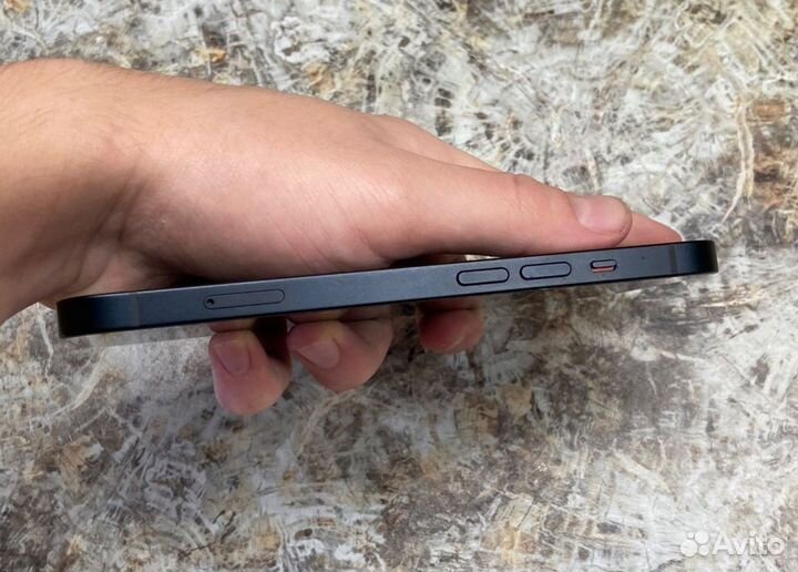 iPhone 14, 256 ГБ