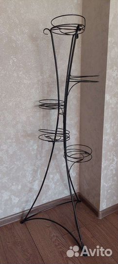 Подставка для цветов напольная металлическая