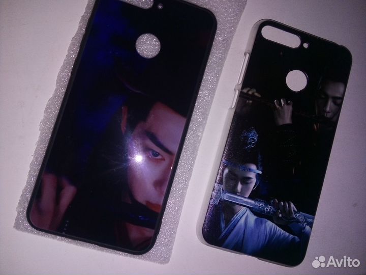 Чехлы на телефон