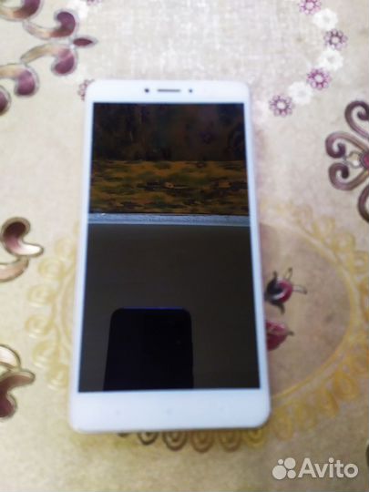 Xiaomi Mi Max 2, 4/64 ГБ