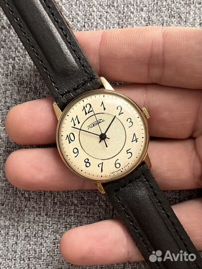 Ракета состояние позолоченные часы винтаж СССР