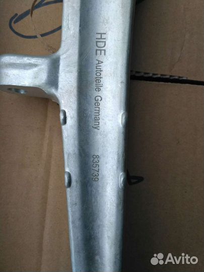 Рычаг audi А4,А6,passat В5 нижний прямой