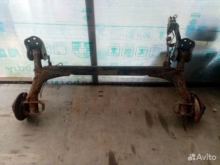 Балка задняя Vw Passat B3/B4