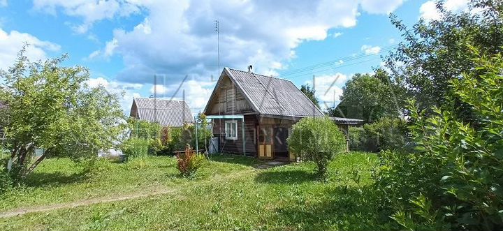 Дом 22,2 м² на участке 6,3 сот.