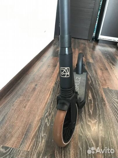 Самокат Shulz 200 PRO чёрный