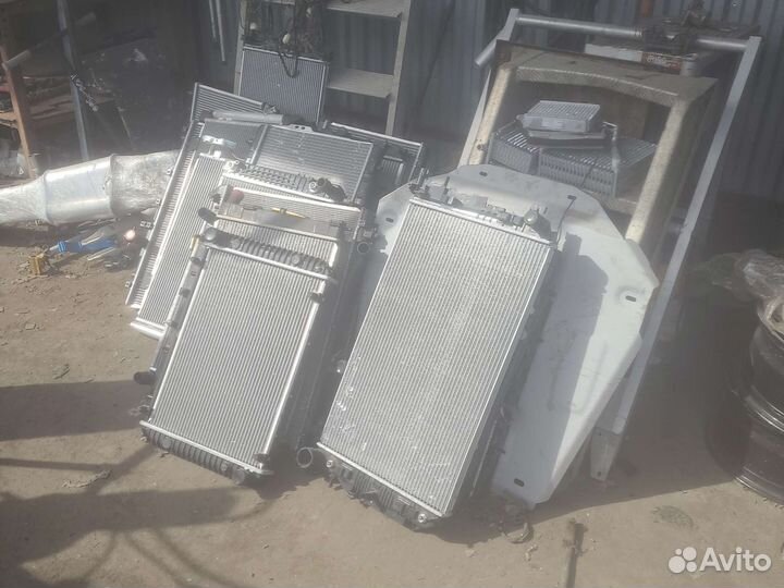 Радиаторы охлаждения на разные авто