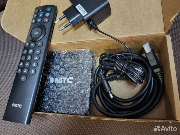 4к смарт-тв МТС 866 бесплатные фильмы и 3000 тв