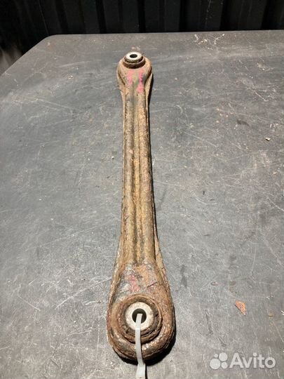 Рычаг поперечный задний Volkswagen Touareg