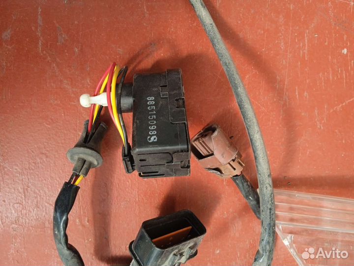 Запчасти на Митцубиси аутлендер хл