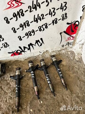 Топливная форсунка Mitsubishi Pajero 4