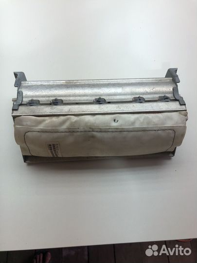 Подушка безопастности в торпедо Мерседес w220