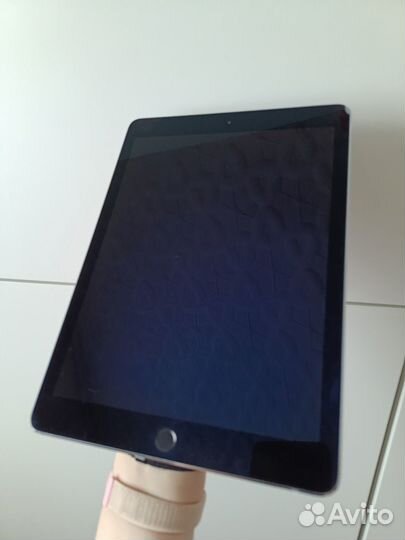 iPad pro 9.7 2016 32gb Cellular + Lightning 3метра
