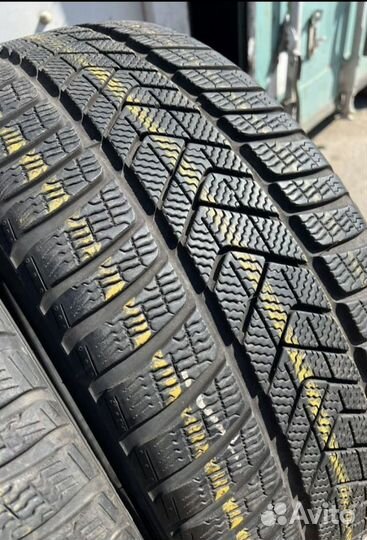 Pirelli Winter Sottozero 3 255/35 R21