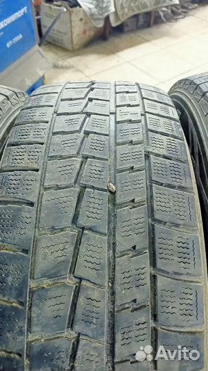 Dunlop Winter Maxx WM01 215/65 R16