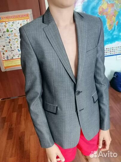 Пиджак для мальчика 146