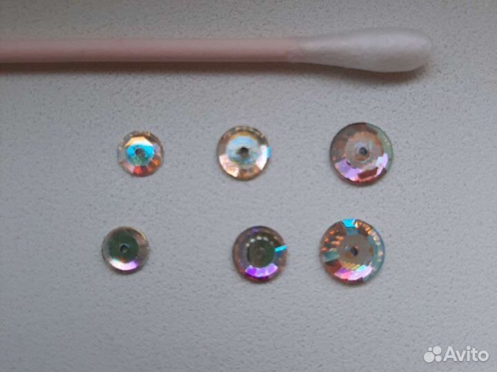 Камни для костюмов