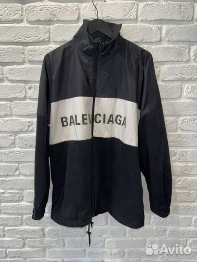 Balenciaga Logo Windbreaker Оригинал