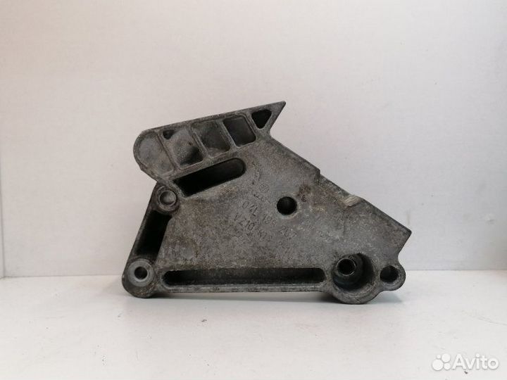 Кронштейн двигателя Audi A3 2013