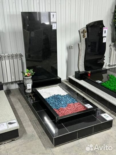 Гранитные Памятники и плиты, установка и изготовле