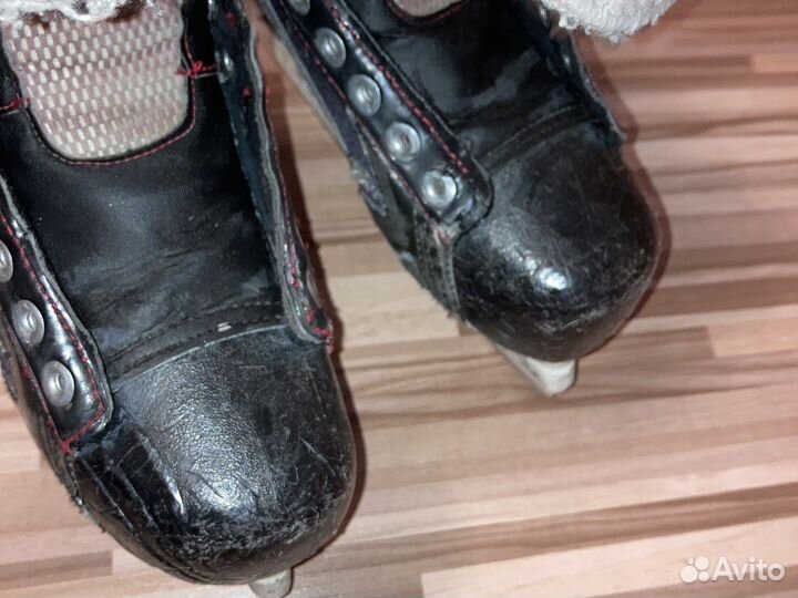 Хоккейные коньки bauer vapor