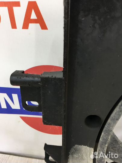 Вентилятор радиатора охлаждения двигателя диффузор