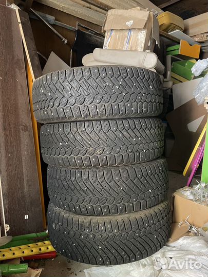 Continental ContiIceContact 4x4 235/60 R18 107T