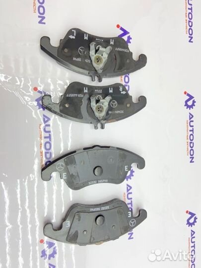 Колодки тормозные передние Mercedes E W212