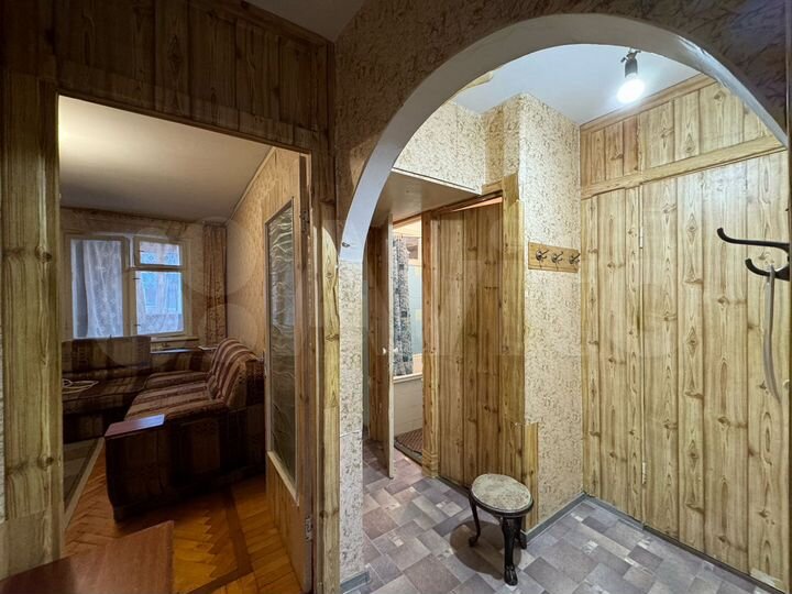 2-к. квартира, 58 м², 2/5 эт.