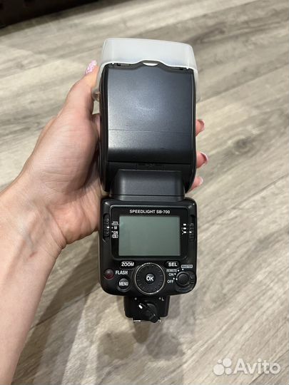 Вспышка камеры Nikon SB 700