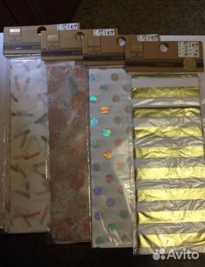 Упаковочная бумага и декор для подарков