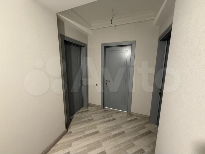 3-к. квартира, 95 м², 3/9 эт.