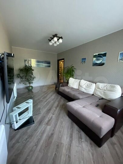 3-к. квартира, 71 м², 2/5 эт.