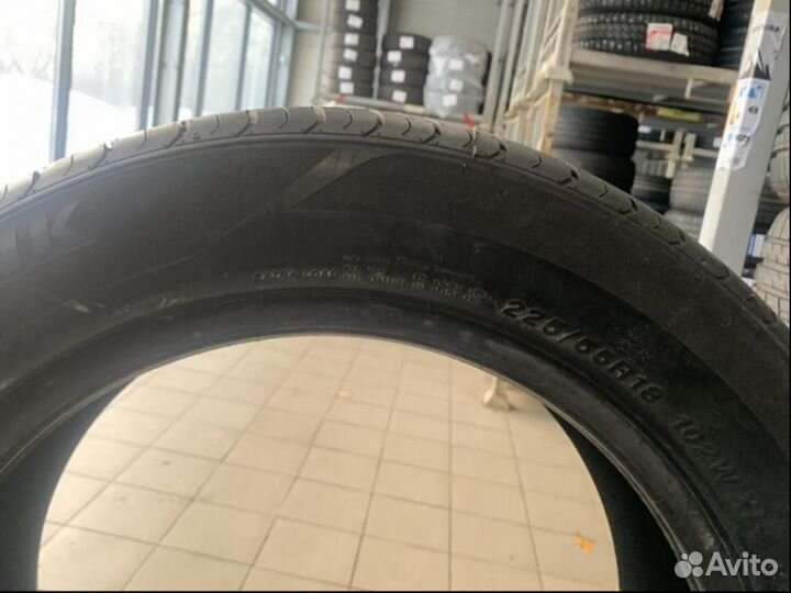 iLink L-Zeal56 225/55 R18 102W