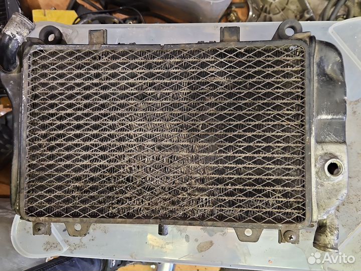 Радиатор Kawasaki ZZR 400 1 zzr400