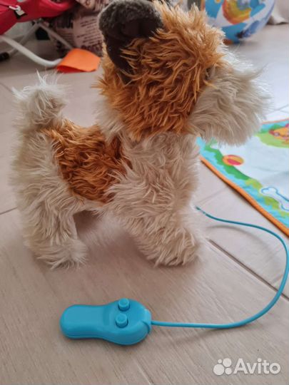 Собачка интерактивная с поводком