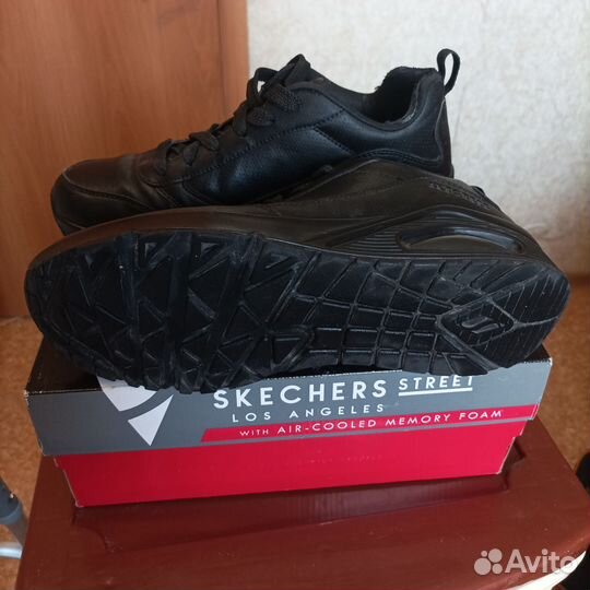 Кроссовки skechers street
